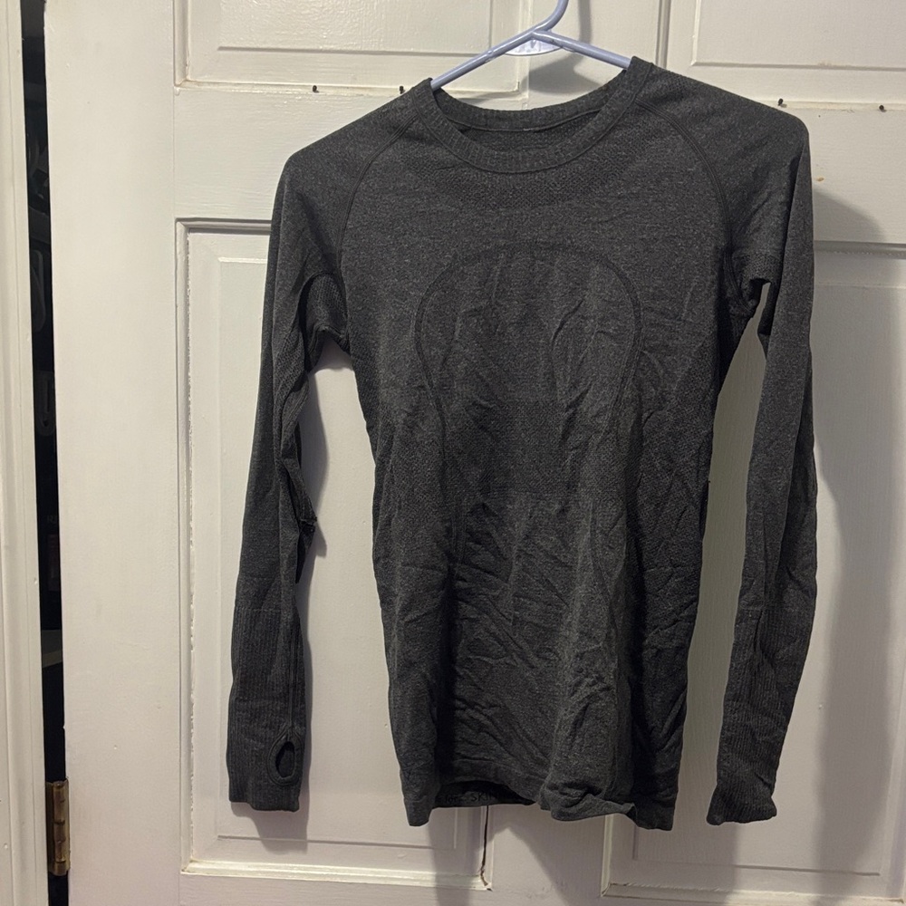 Gray Long Sleeve swiftly Shirt